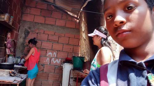 'É como se a Venezuela não existisse mais': a odisseia das crianças que deixam sem volta o país