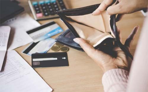 Endividamento registra maior taxa do ano e alcança 71,1% das famílias maceioenses