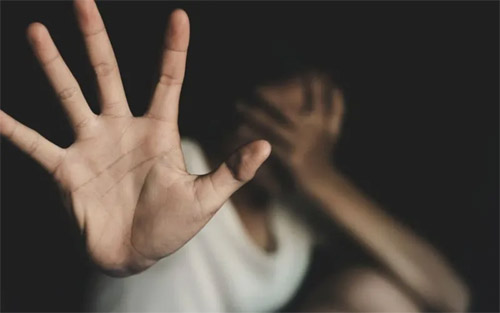 Homem é preso após agredir esposa com foice no interior de AL