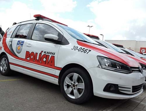 Homem morre e menor é apreendido após troca de tiros com policiais na região Norte