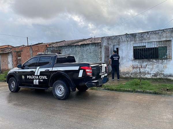 Três integrantes de quadrilha envolvida em sequestros relâmpagos e roubos na parte alta de Maceió são presos