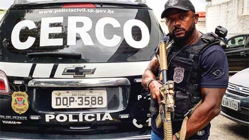 Polícia devolve arma e distintivo a delegado Da Cunha, investigado por simular prisões