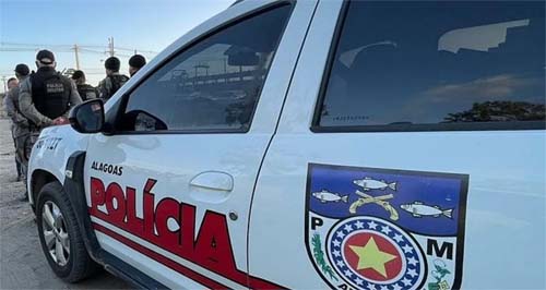 PM apreende drogas, Rohypnol e equipamentos de comunicação na Grota do Rafael