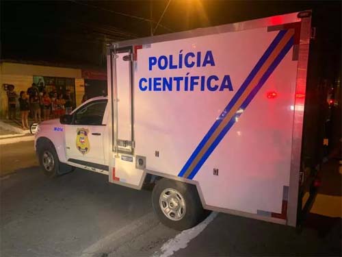 Homem é Alvejado por Dois Tiros na Cabeça no Bairro Santa Lúcia em Maceió
