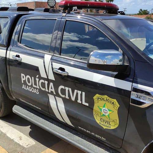 Polícia prende dois suspeitos de estupro de vulnerável em Maceió