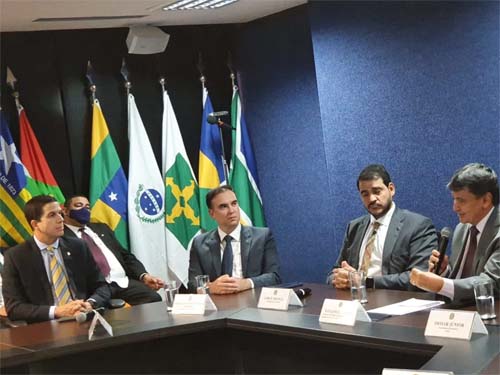 Novo Bolsa Família está pronto e será levado a Lula até a próxima semana, diz Wellington Dias