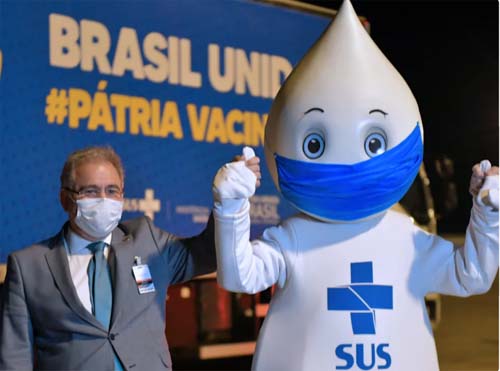 Covid: Mesmo com dificuldade na obtenção de doses, Queiroga garante que Brasil pode vacinar toda população até fim de 2021