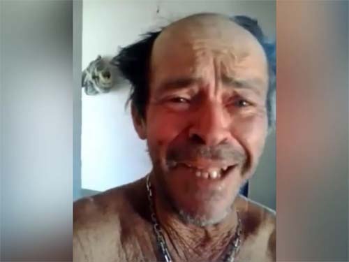 Morre autor do bordão 'me dê, papai', fenômeno nas redes sociais