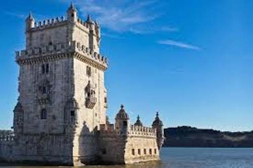 Morte de brasileiro em Lisboa pode estar ligada à atuação do Comando Vermelho em Portugal